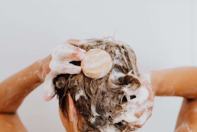 Hoe vaak moet je je haar wassen?
